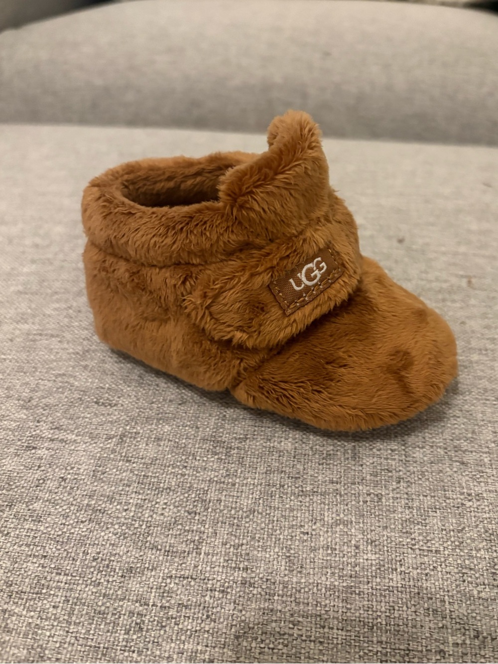 Replacement UGG Kids’ Bixbee shoe, RIGHT shoe only